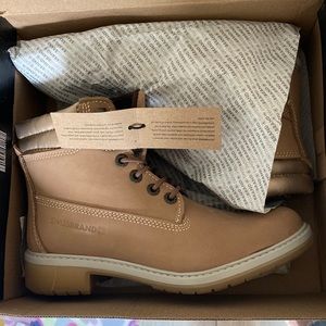 Swiss Brand Boots. Brand New NWT
